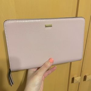 Gianni Bini pink purse. NWOT